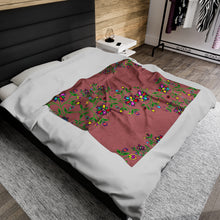 Load image into Gallery viewer, White Corn Wear Velveteen Plush Blanket