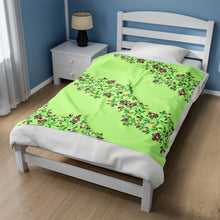 Load image into Gallery viewer, White Corn Wear Velveteen Plush Blanket