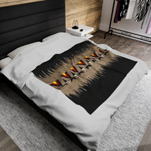 Load image into Gallery viewer, White Corn Wear Velveteen Plush Blanket