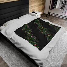 Load image into Gallery viewer, White Corn Wear Velveteen Plush Blanket