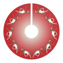 Load image into Gallery viewer, Tree Skirt - Horses
