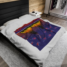 Load image into Gallery viewer, White Corn Wear Velveteen Plush Blanket

